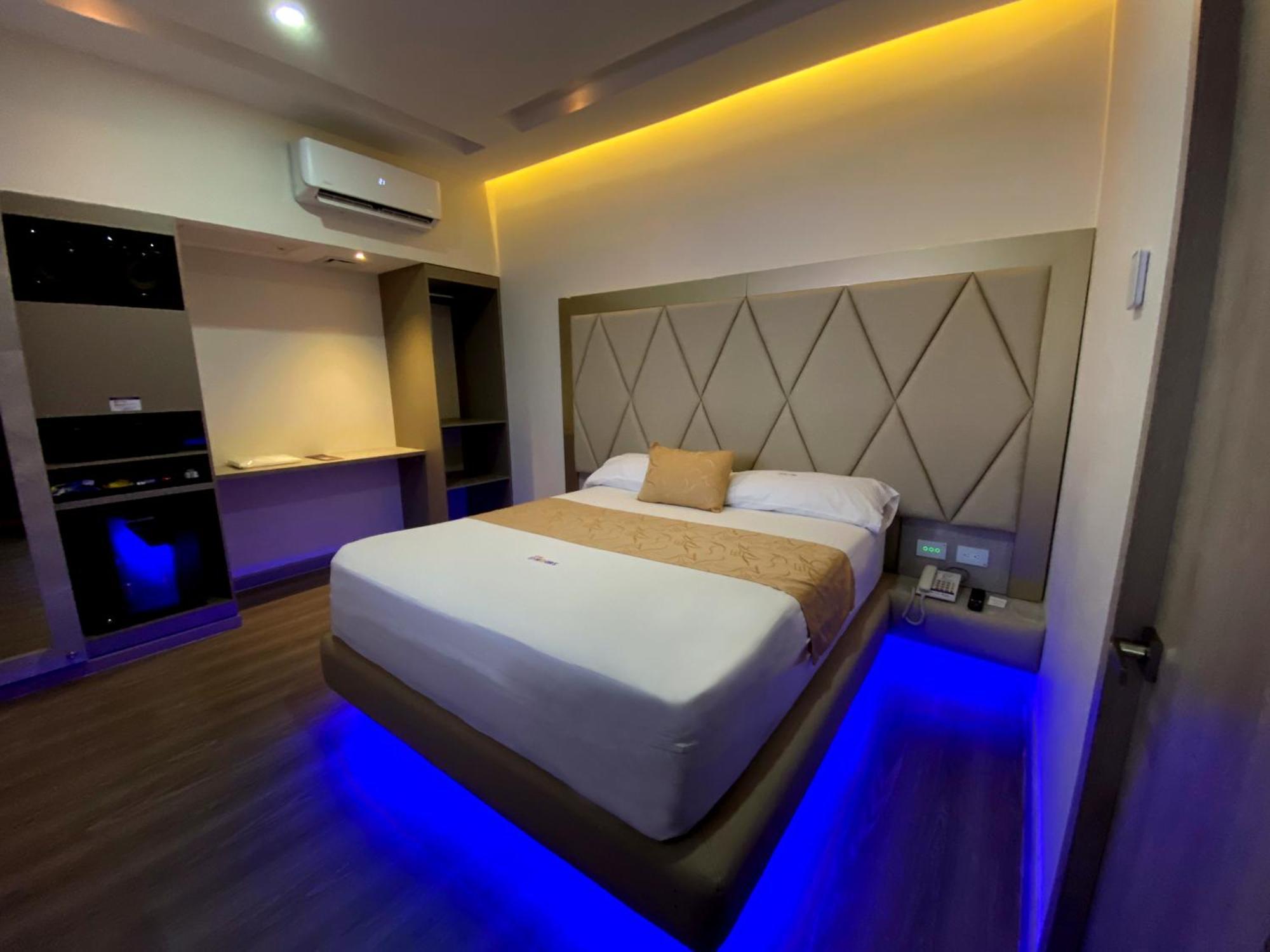 Hotel Byhours Circunvalar - Adults Only Barranquilla  Kültér fotó