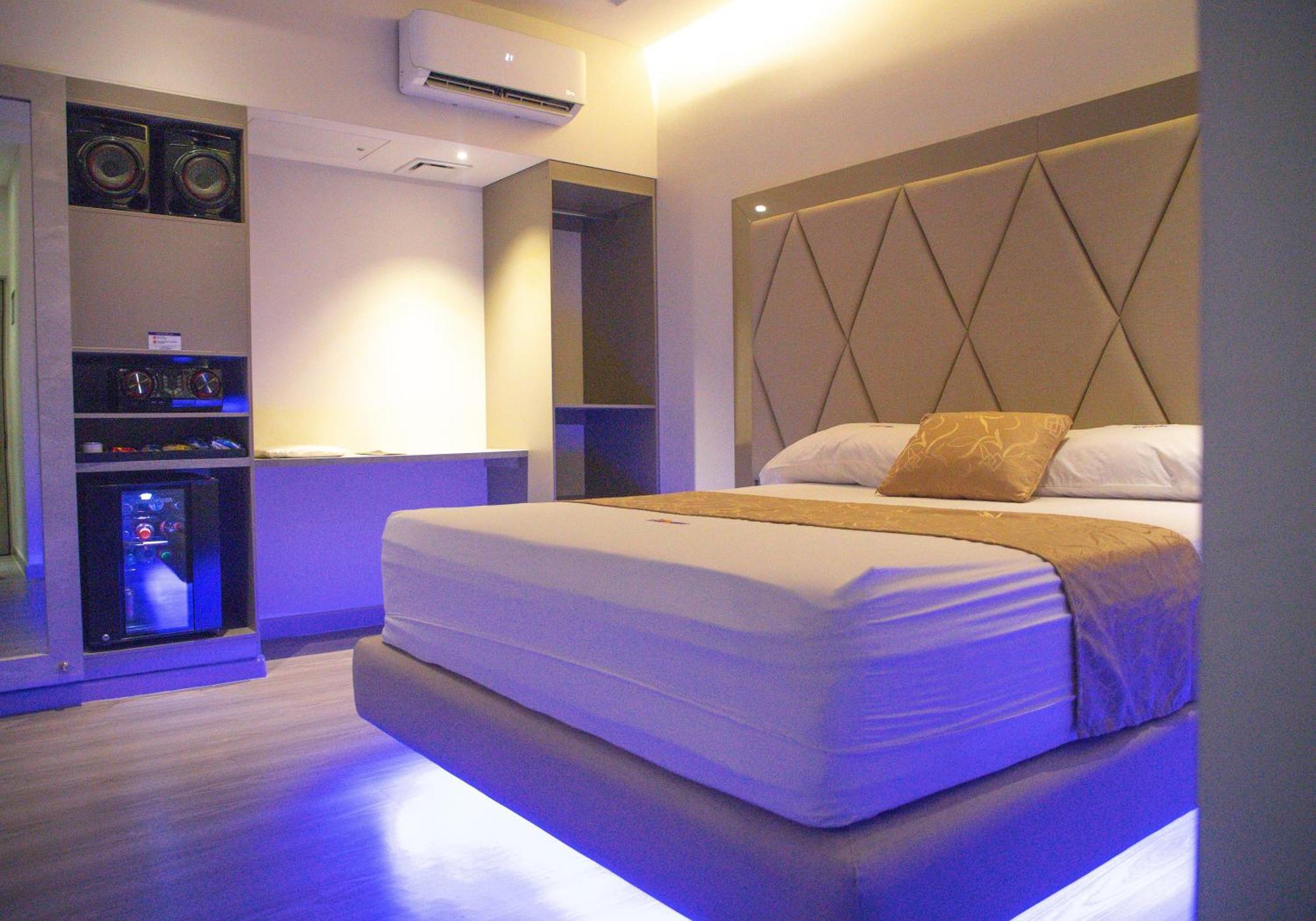 Hotel Byhours Circunvalar - Adults Only Barranquilla  Kültér fotó