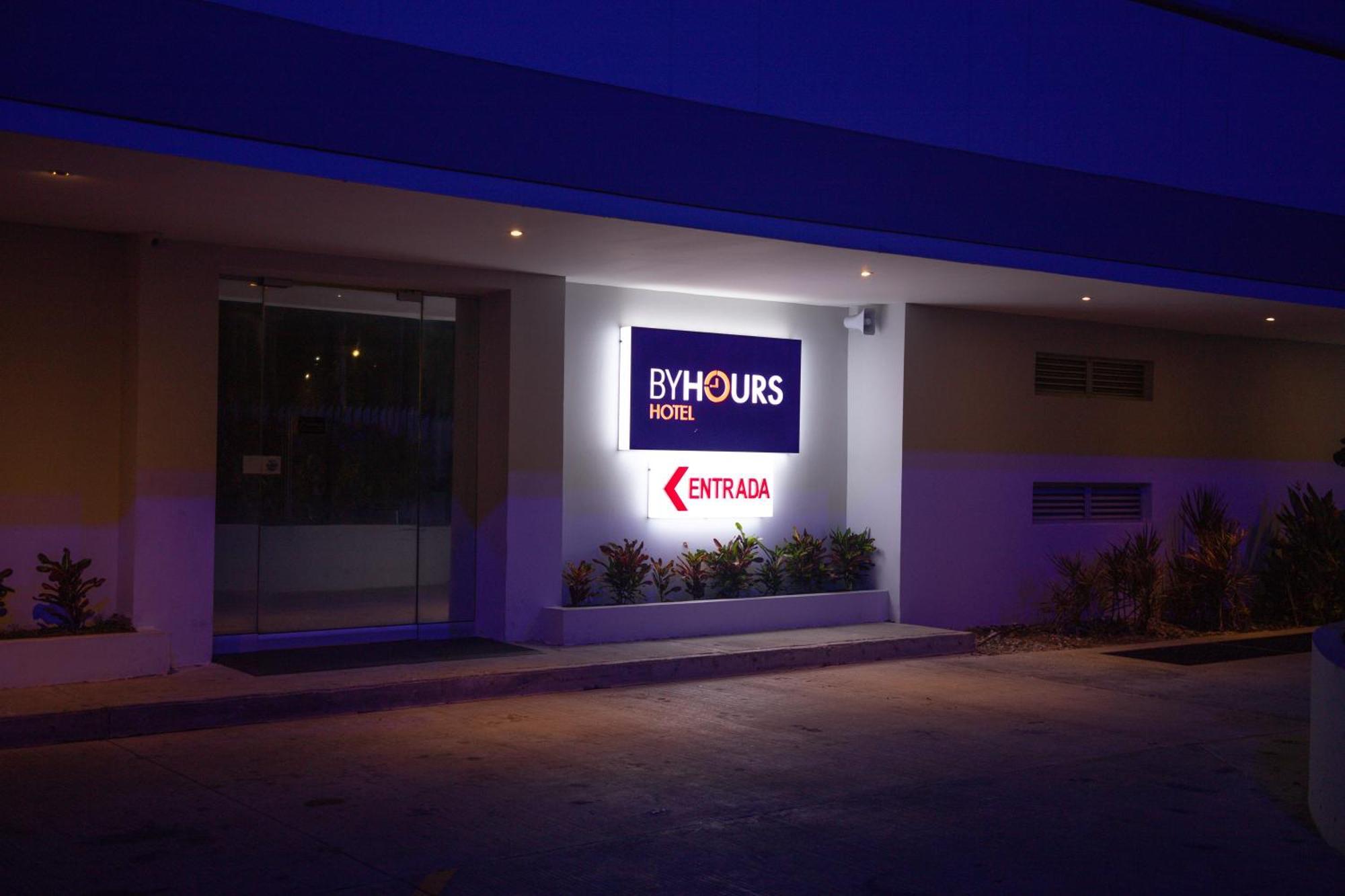Hotel Byhours Circunvalar - Adults Only Barranquilla  Kültér fotó